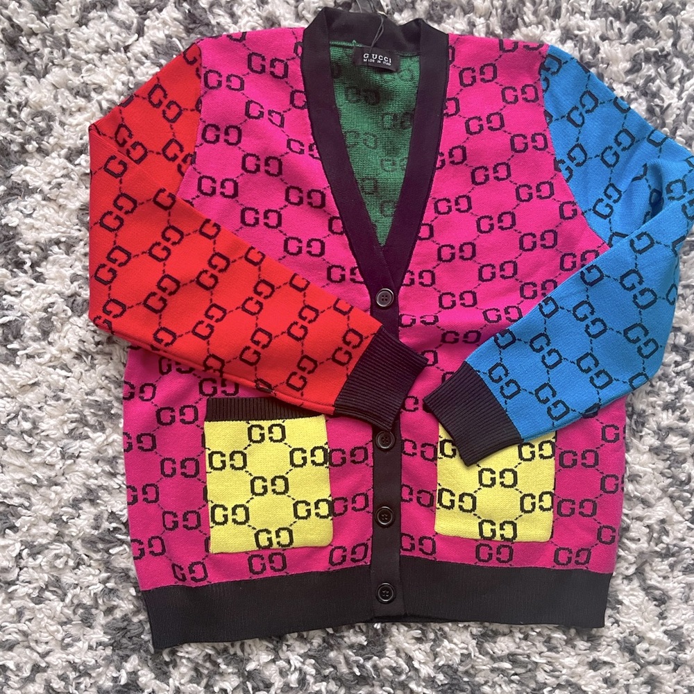 Color block cardigan size M